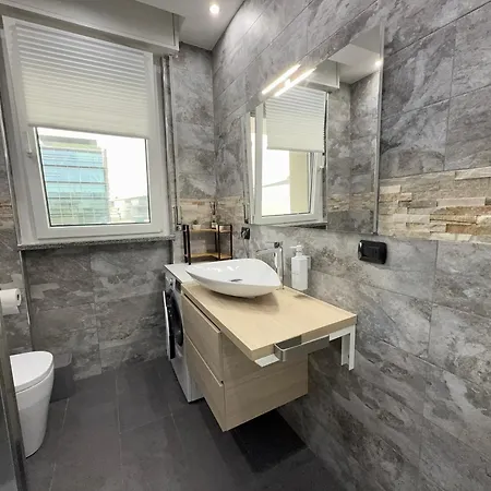 아파트 10 Minutes From Fiera With Large Terrace 밀라노